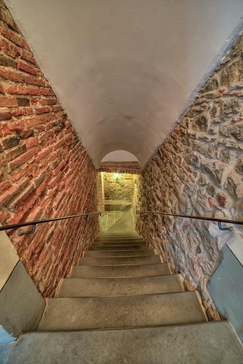Hotel Logge Dei Mercanti Monte San Savino Exterior foto